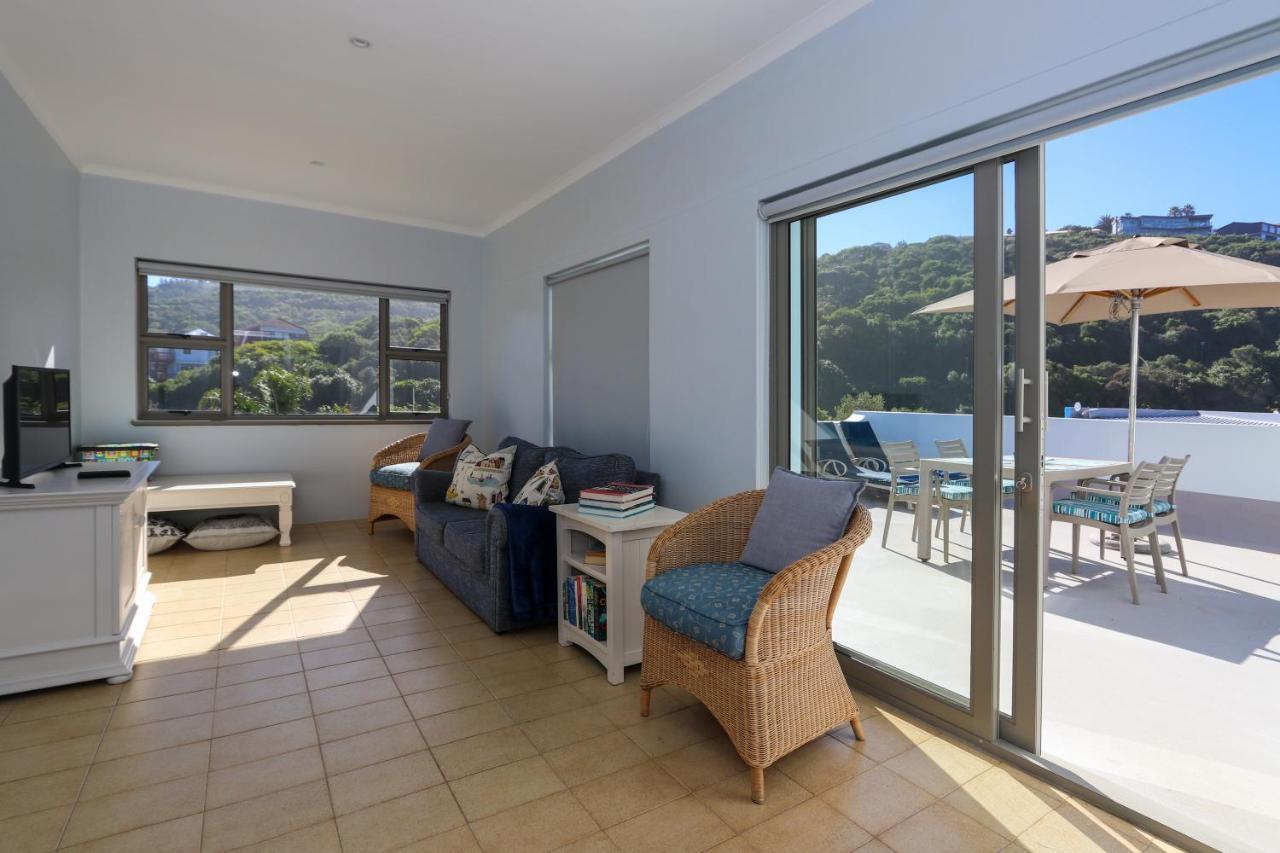 C Flat Herolds Bay Exterior photo